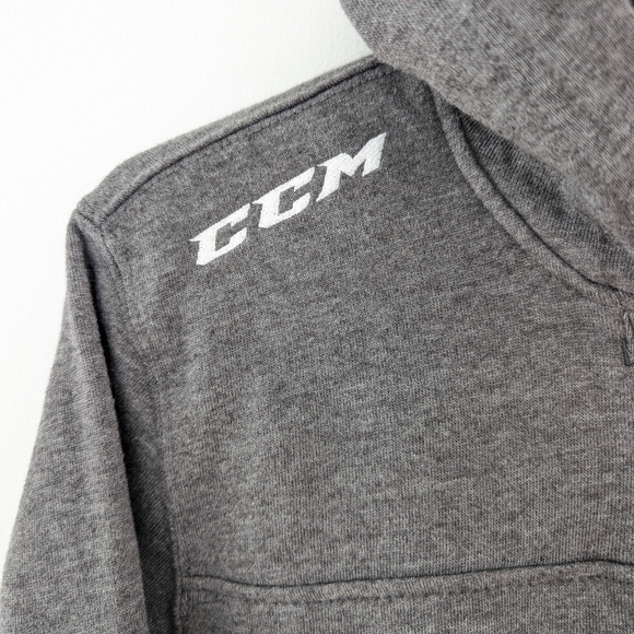 CCM Youth's Hockey Hoodie - NHL Red Wings (XL 160) - Picture 3 of 5